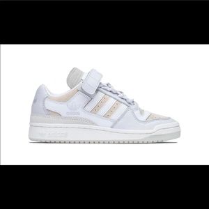 NWT Drip💧 2 Ivy Park x Adidas Shoes, 5.5M/6.5W